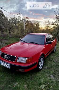 Седан Audi 100 1992 в Рожище