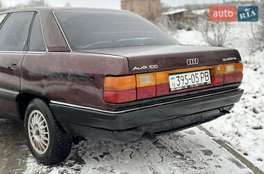 Седан Audi 100 1988 в Ровно