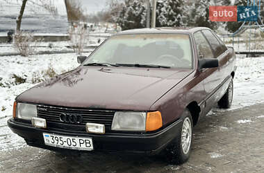 Седан Audi 100 1988 в Ровно