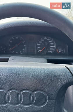 Седан Audi 100 1994 в Львове