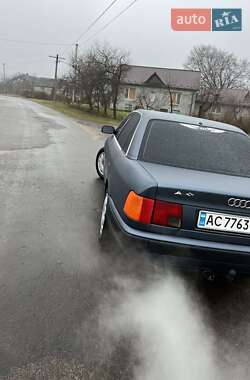 Седан Audi 100 1991 в Горохове