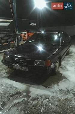 Седан Audi 100 1988 в Луцьку