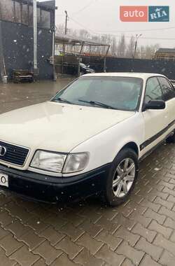 Седан Audi 100 1992 в 