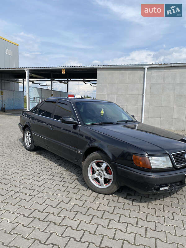 Седан Audi 100 1993 в Луцьку