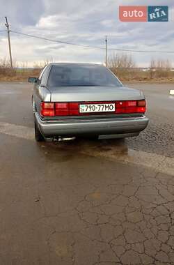 Седан Audi 100 1990 в Коломиї