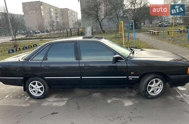 Седан Audi 100 1989 в Чорткові