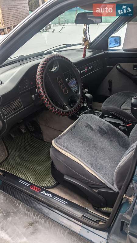 Седан Audi 100 1989 в Бориславе