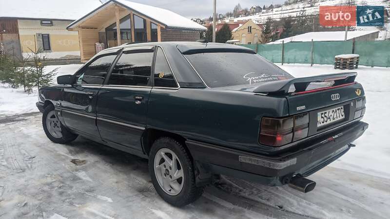 Седан Audi 100 1989 в Бориславе