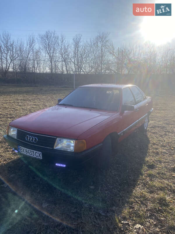 Седан Audi 100 1987 в Хмельницком