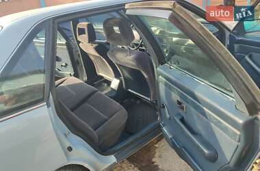 Седан Audi 100 1989 в 