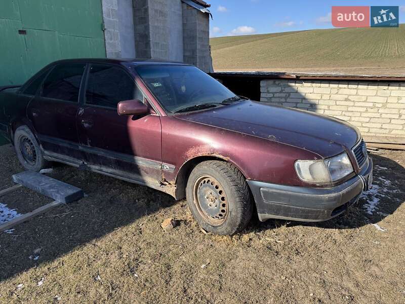 Седан Audi 100 1992 в Владимире