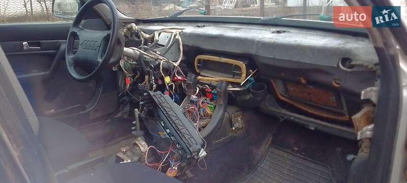 Універсал Audi 100 1993 в 