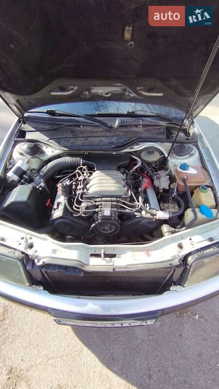 Седан Audi 100 1991 в Чернігові