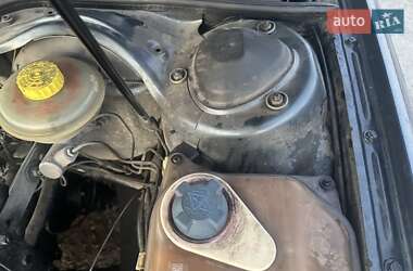 Седан Audi 100 1992 в 