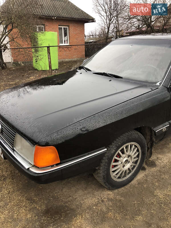 Седан Audi 100 1985 в Хмельницькому