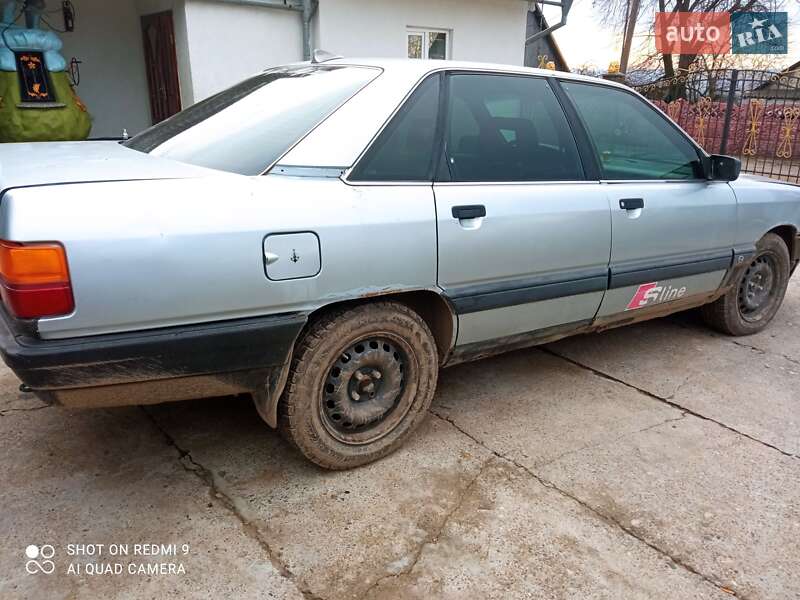 Седан Audi 100 1989 в Глибокій фото 4 Седан Audi 100 1989 в Глибокій