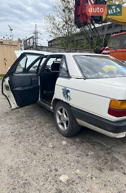 Седан Audi 100 1985 в 