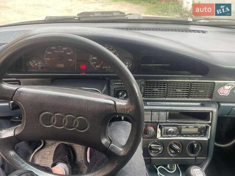 Седан Audi 100 1989 в Ровно