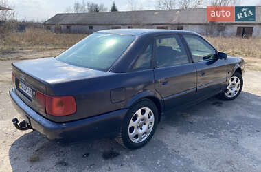 Седан Audi 100 1993 в 