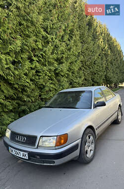 Седан Audi 100 1992 в Рівному