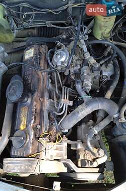 Седан Audi 100 1986 в 