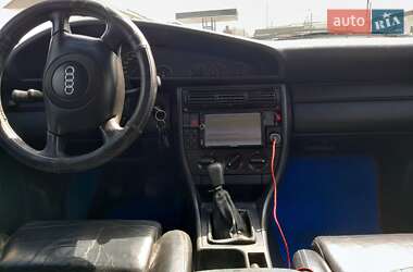 Седан Audi 100 1993 в 