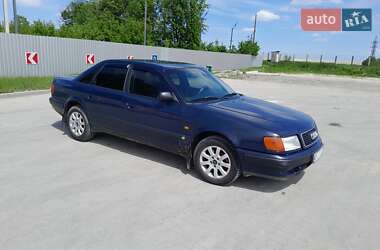 Седан Audi 100 1993 в Кременці