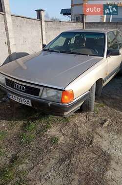 Седан Audi 100 1990 в 