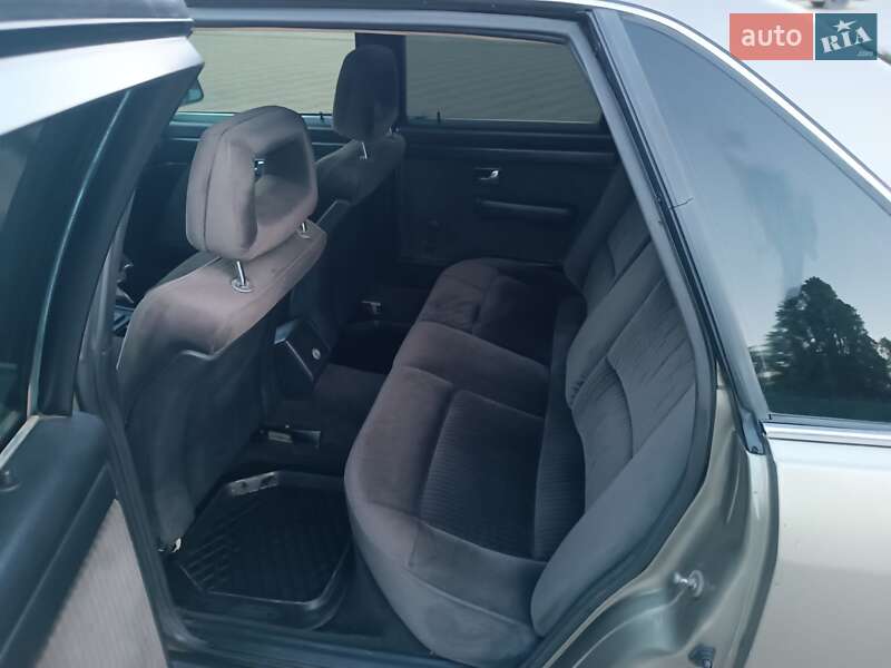 Седан Audi 100 1990 в Кам'янець-Подільському