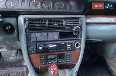 Седан Audi 100 1991 в 