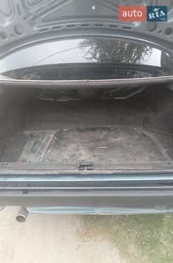 Седан Audi 100 1988 в 