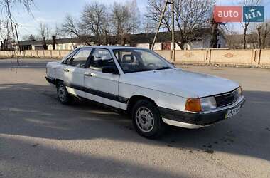 Седан Audi 100 1986 в 