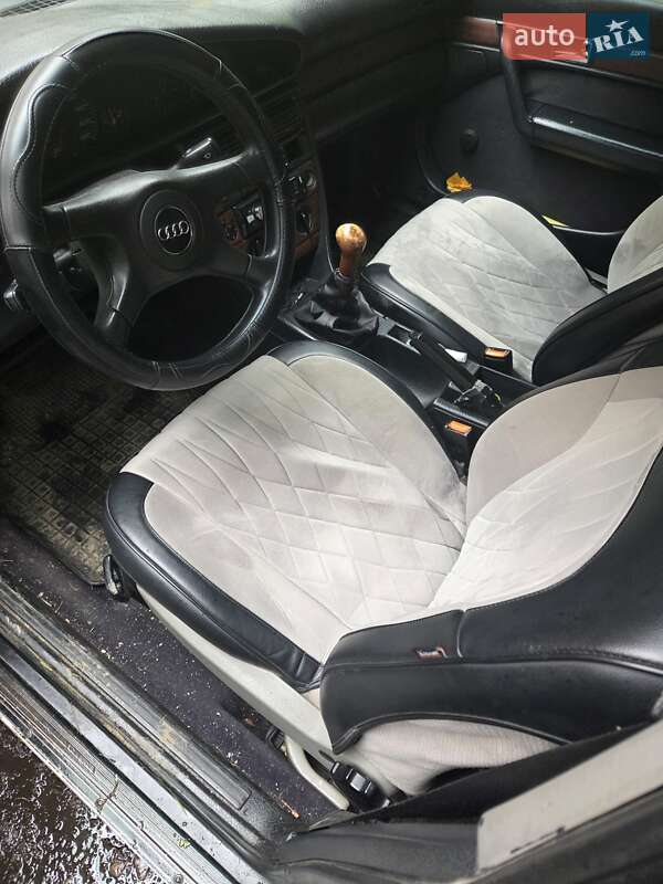 Седан Audi 100 1993 в Хмельницькому