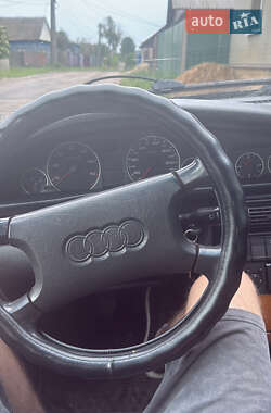Седан Audi 100 1992 в 