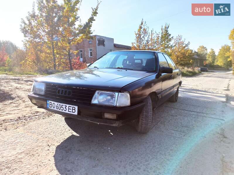 Седан Audi 100 1987 в Тернополі
