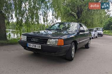 Седан Audi 100 1983 в Рівному