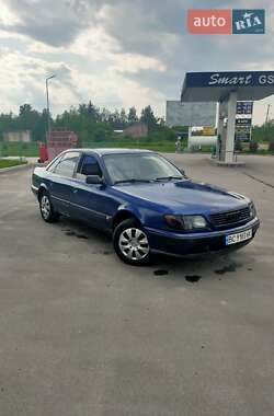 Седан Audi 100 1992 в Славуті