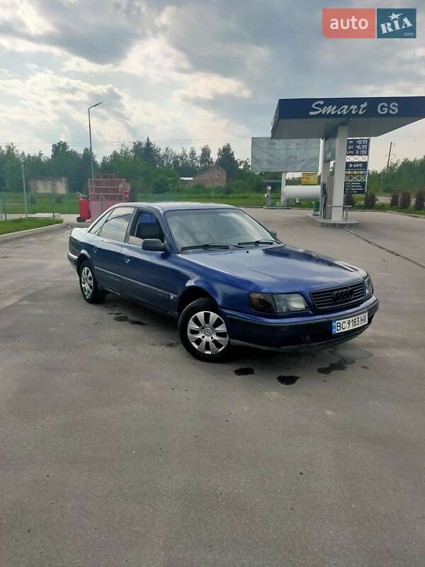 Седан Audi 100 1992 в 