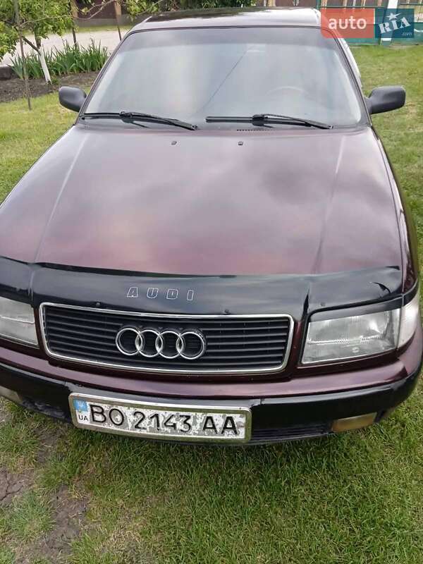 Седан Audi 100 1991 в Кельменцях