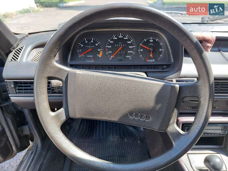Седан Audi 100 1982 в Черкассах