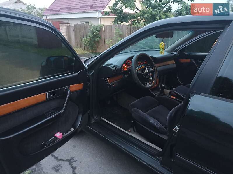Седан Audi 100 1992 в Немирові