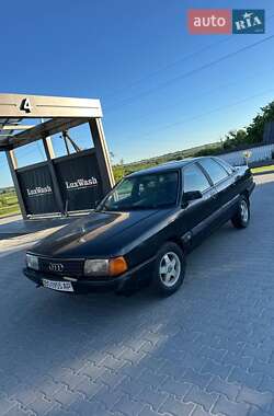 Седан Audi 100 1989 в Шумську