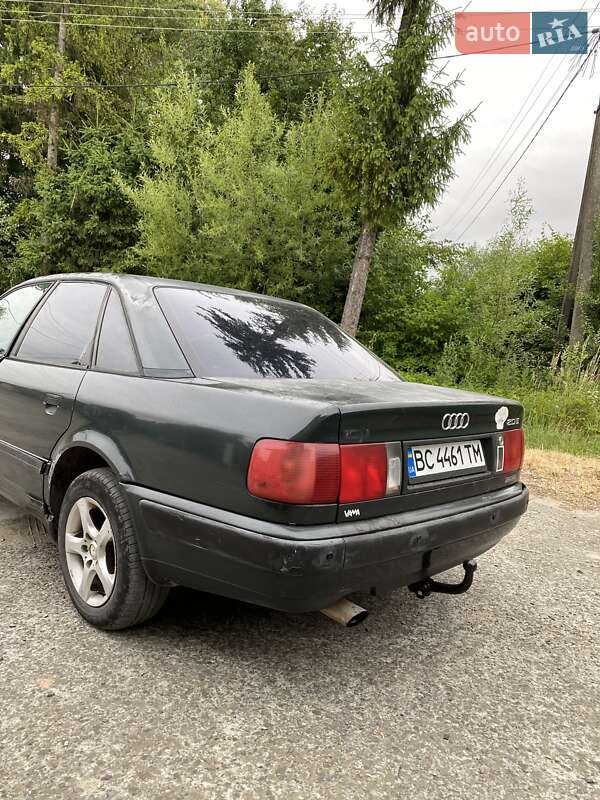 Седан Audi 100 1994 в Дрогобичі