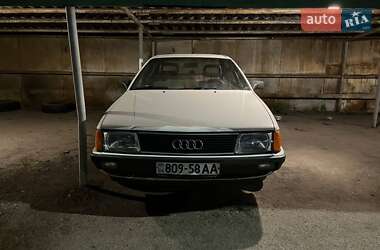 Седан Audi 100 1985 в Каменском
