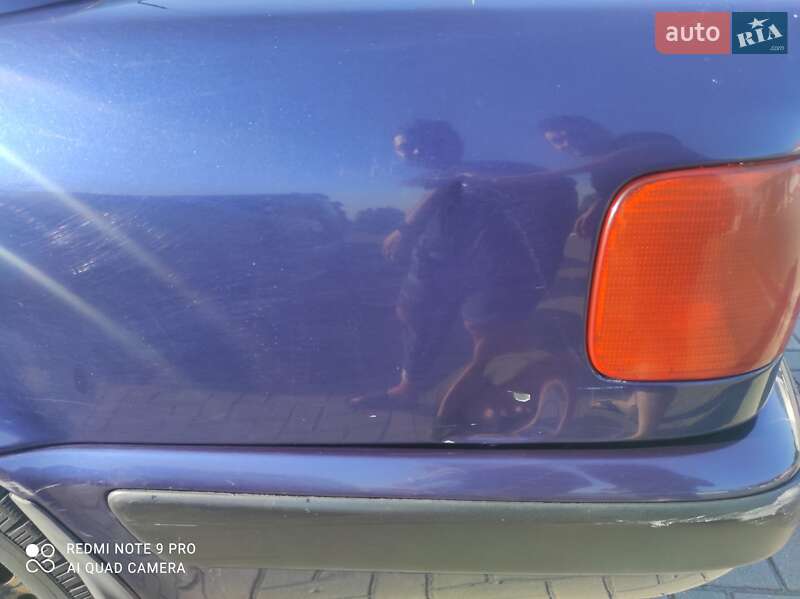 Седан Audi 100 1993 в Запорожье