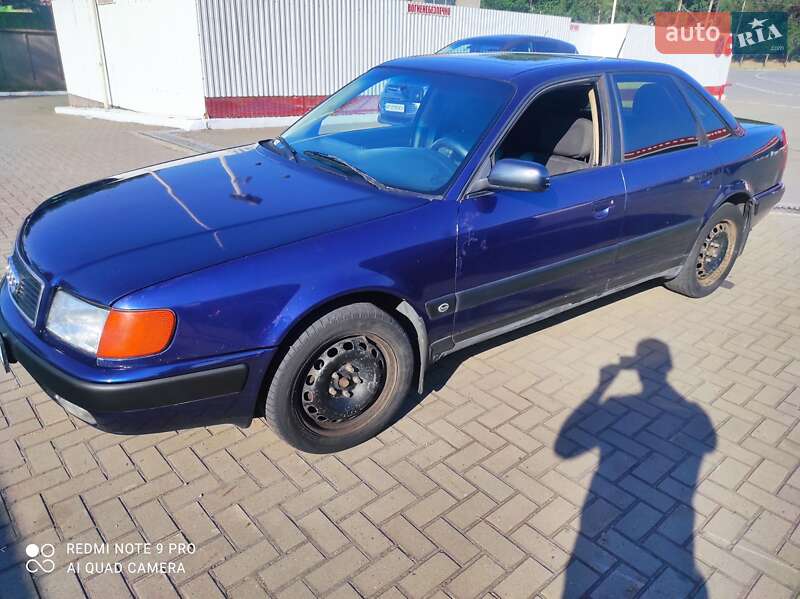 Седан Audi 100 1993 в Запорожье