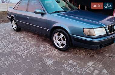 Седан Audi 100 1993 в Березному