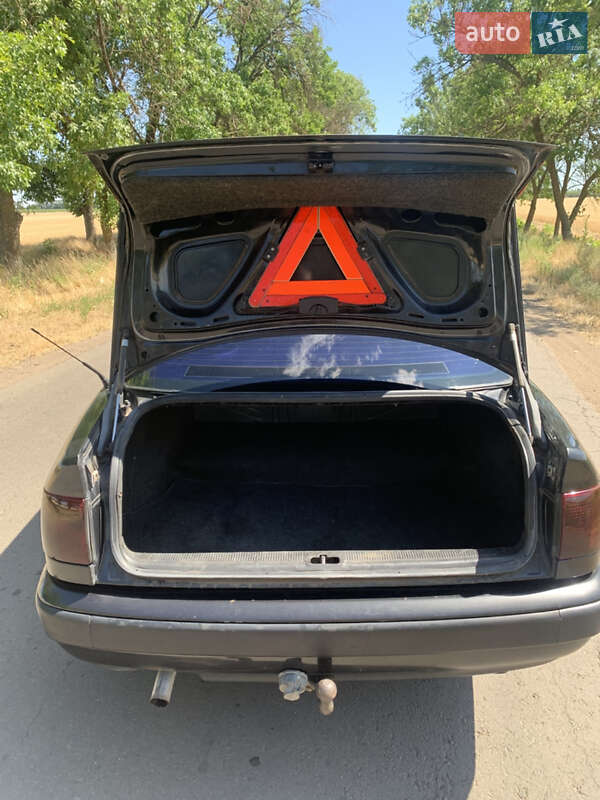 Седан Audi 100 1992 в Николаеве