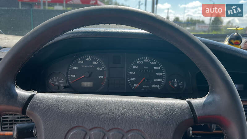 Седан Audi 100 1988 в Любомле