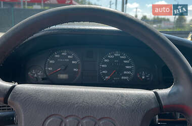 Седан Audi 100 1988 в 